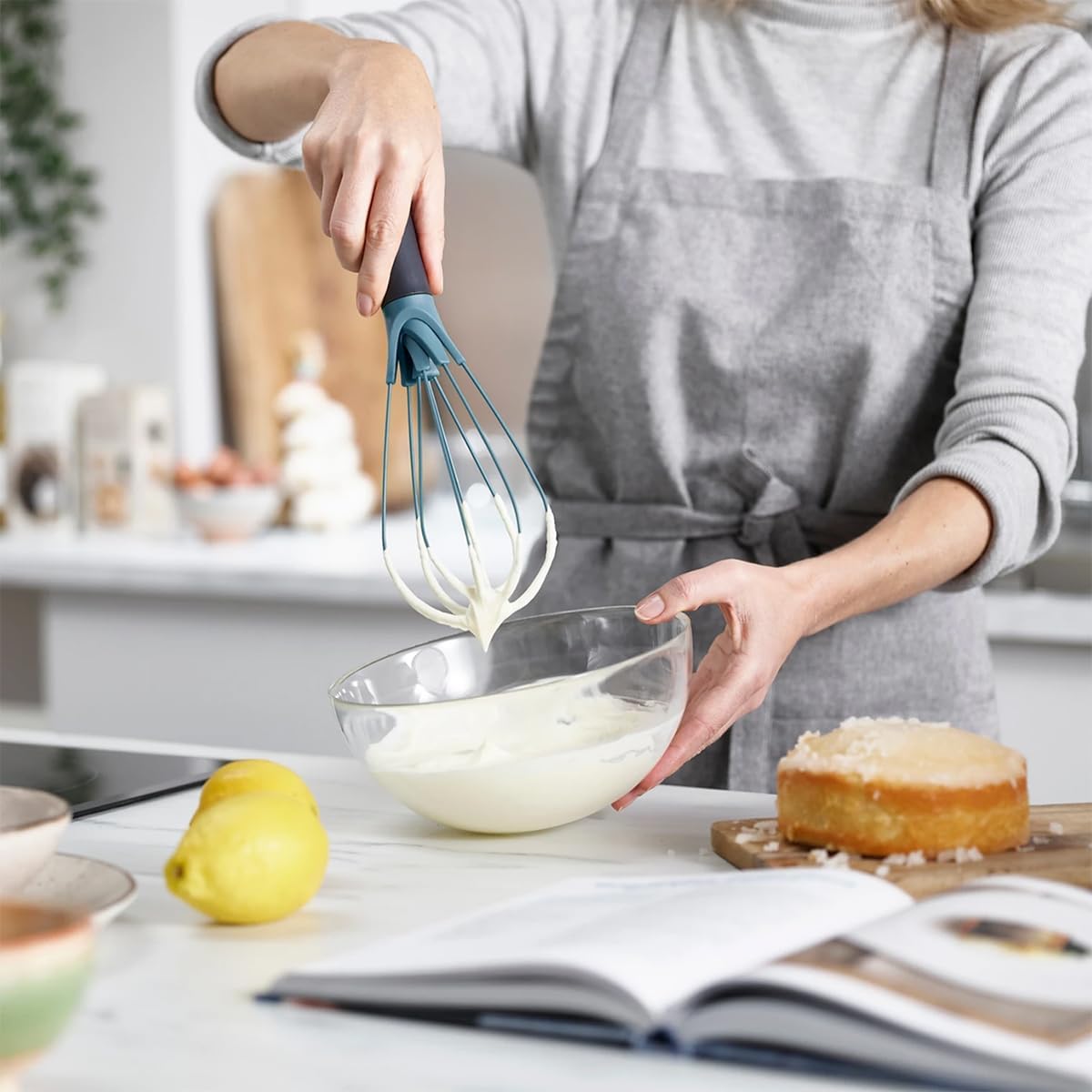 Twist Whisk 2-in-1 Collapsible Flat & Balloon Whisk - Image 4